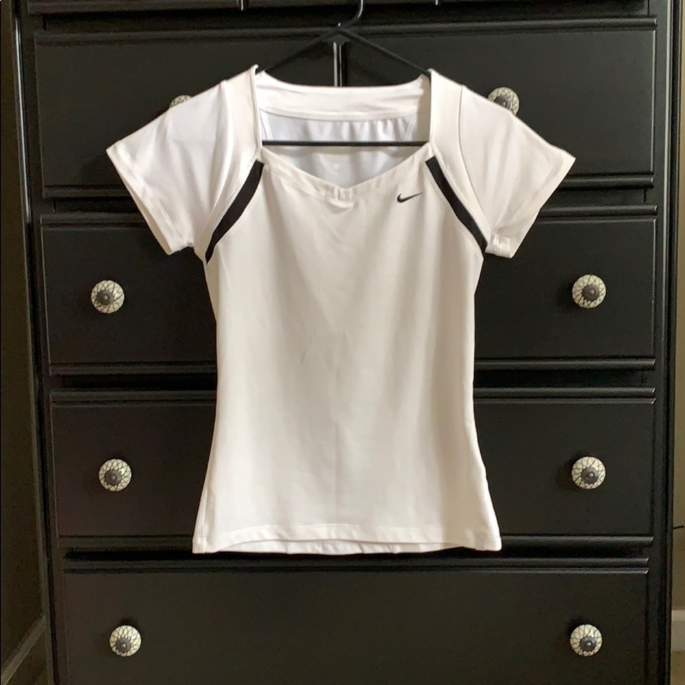 Nike golf/tennis size small